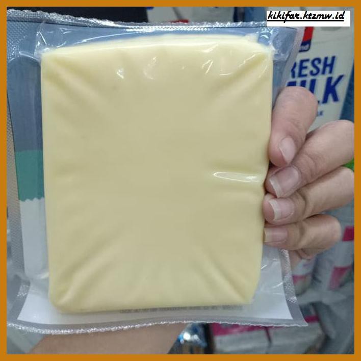 

Ujekujek- Keju Mozzarella 250 Gram Leleh Karet Mozarella Mozarela Mojarela -Original.