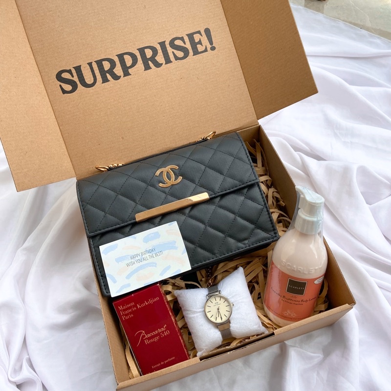 [KDW091] GIFTBOX TAS / KADO CEWEK / KADO PACAR / ANNIVERSARY / HAMPERS LEBARAN / WEDDING / VALENTINE / KADO NIKAH / HAMPERS LEBARAN