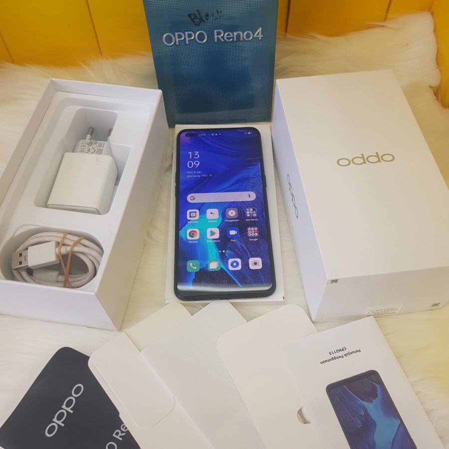 Hp Second Oppo Reno 4 Black Ram 8GB/128GB Fullset Original Mulus