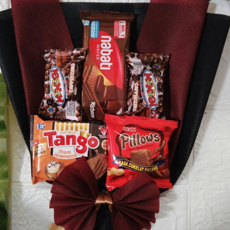 

New Mart--Bucket Snack/Snack Bouquet/Kado Ultah/Kado Wisuda