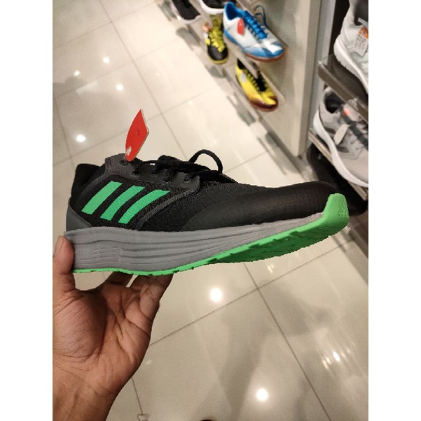 Sneaker Adidas pria Cloudfoam Comfort System GRNJTX89010 BNIB New2021