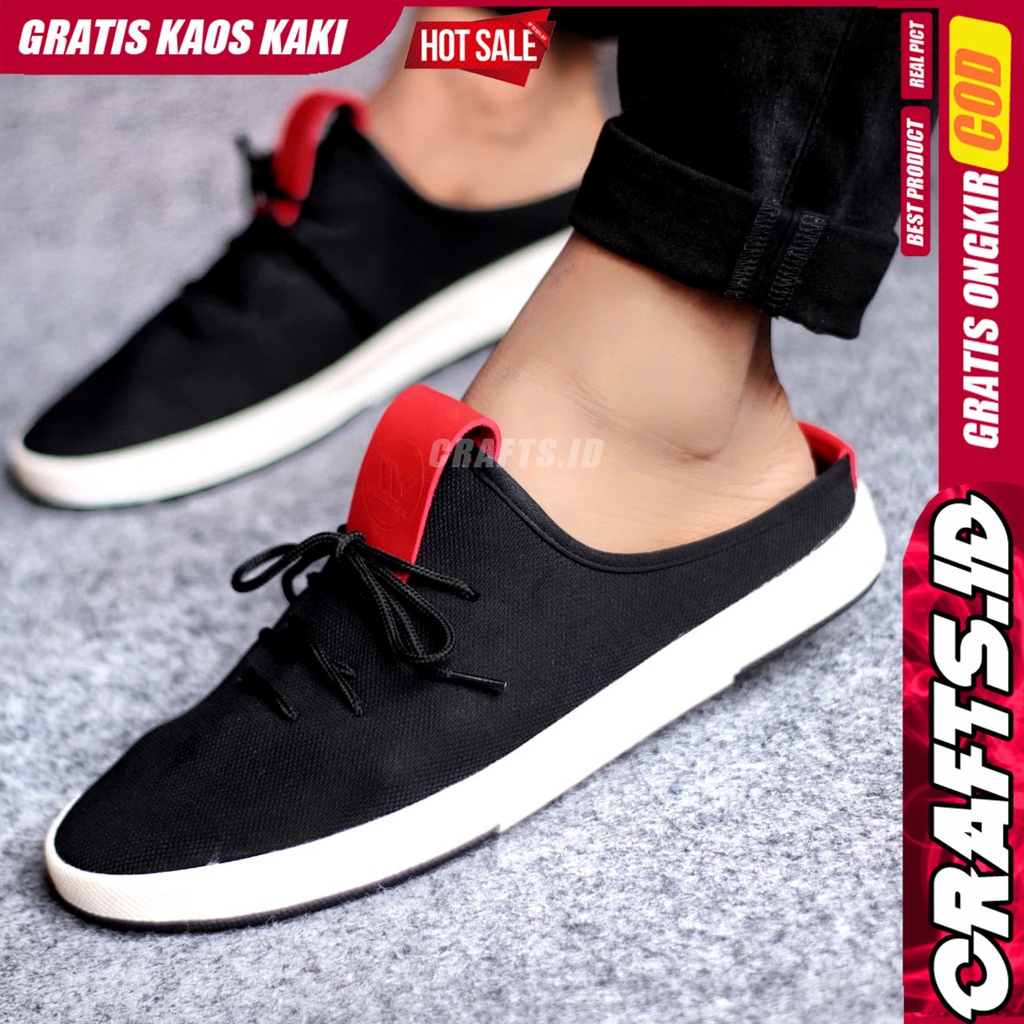 CRAFTS SUARES Sandal Sepatu Bustong Slop Hitam