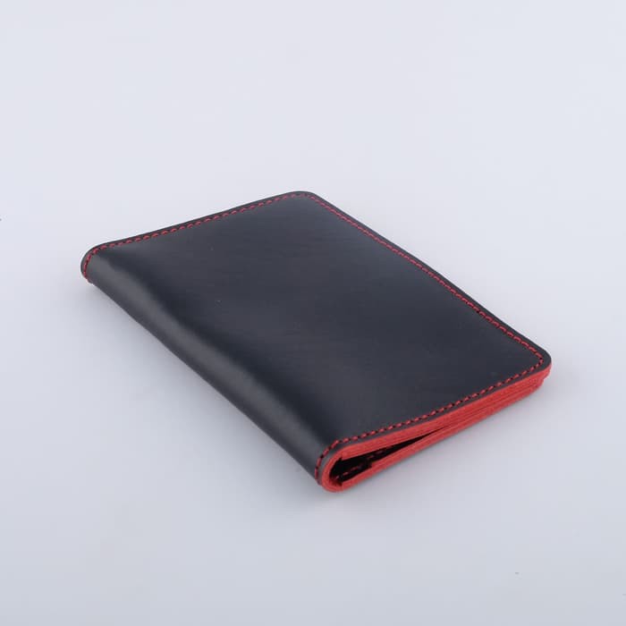 Dompet Passport simpel kulit sapi asli warna hitam merah - PHPW093