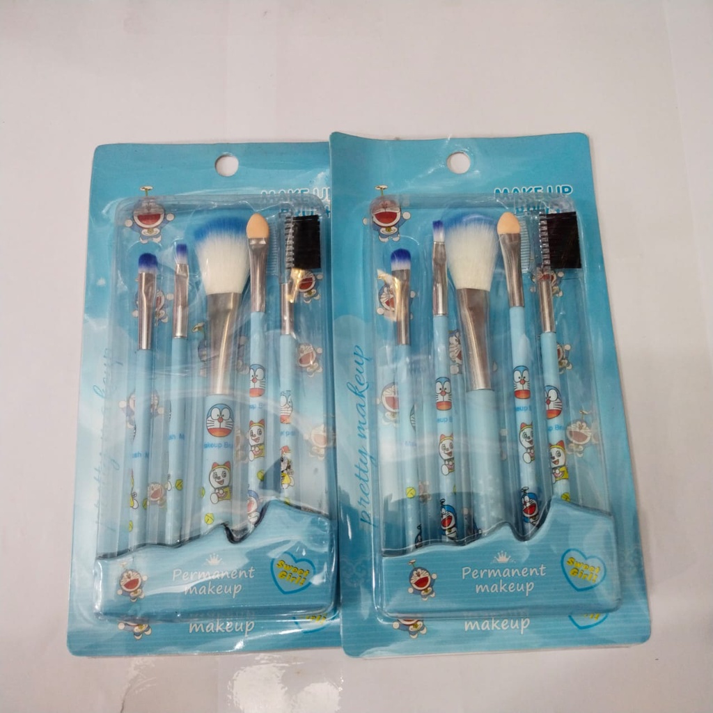 Set Alat Makeup Brush Karakter Lucu Style Fashion Kekinian