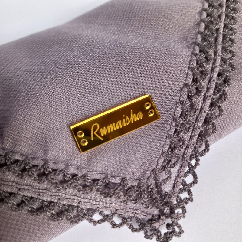 

Label akrilik label hjiab label krudung label custom label baju hangtag
