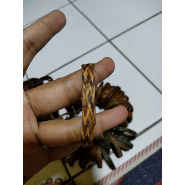Gelang Simpai kalimantan
