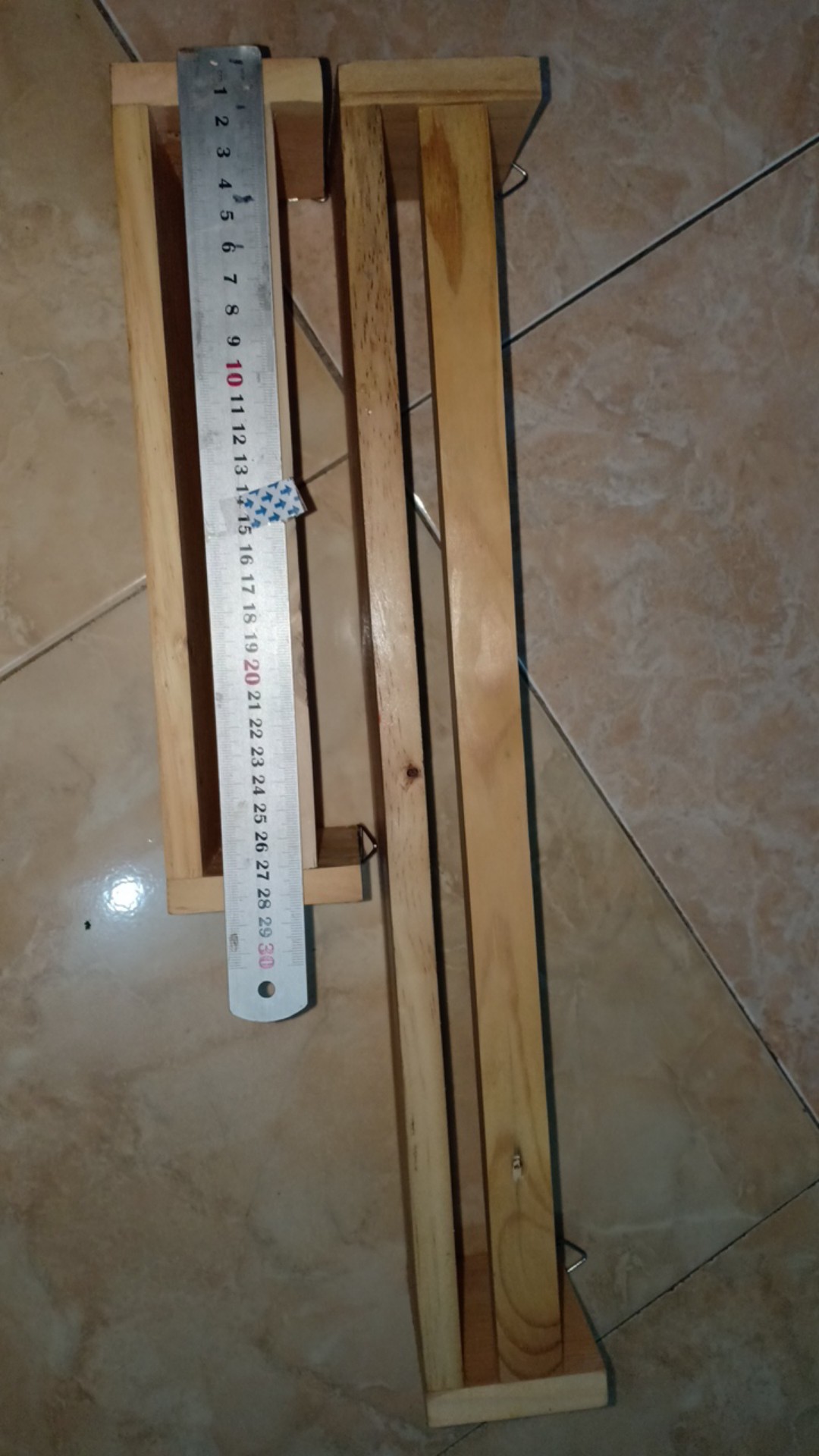 Rak Bumbu Kayu Gantung Dinding Minimalis Serbaguna