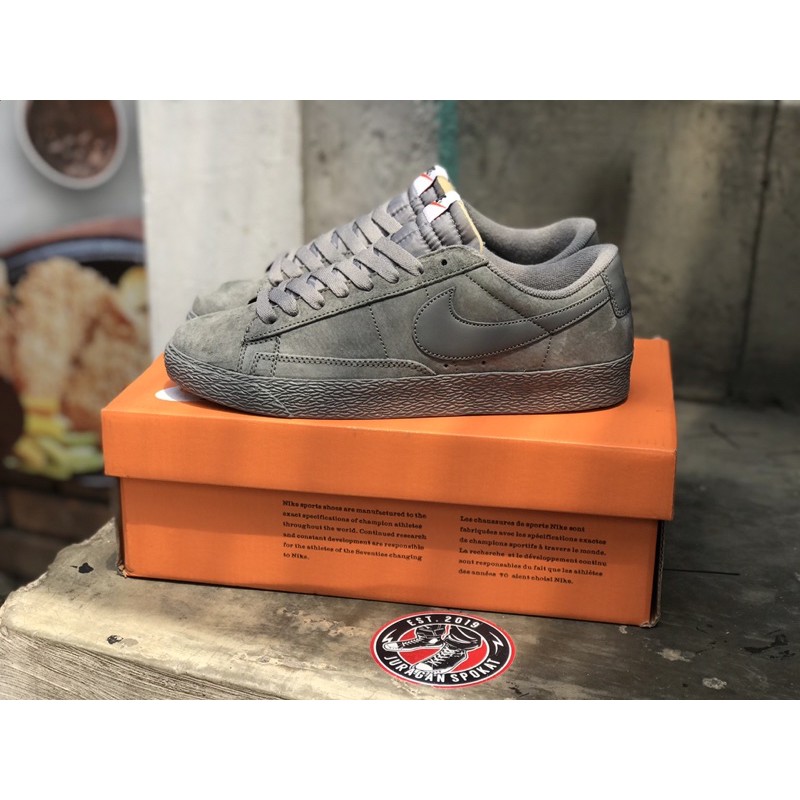 Sepatu Sneakers Nike Blazer Suede Triple Grey *Original Premium Import 100%