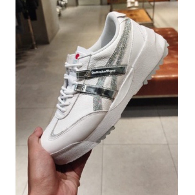 Delegation White Pure Silver