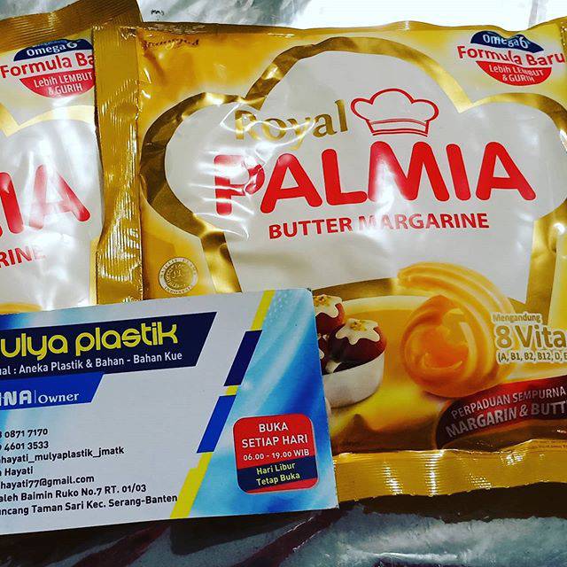 

mulya plastik" palmia royal 200gr