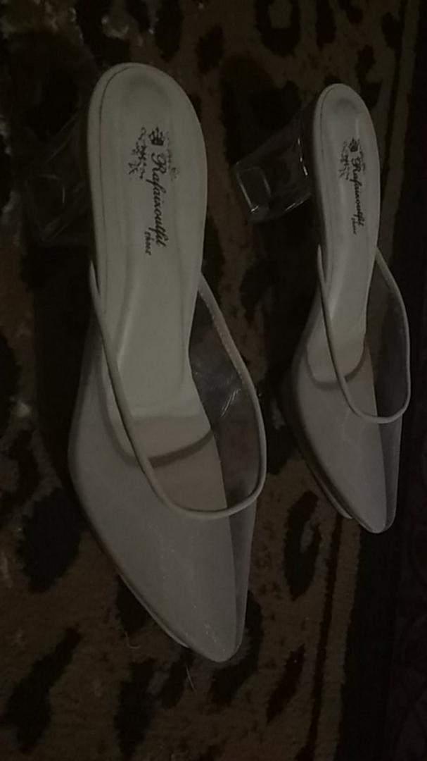 Sepatu Rossia Cream Wanita Sepatu Wanita