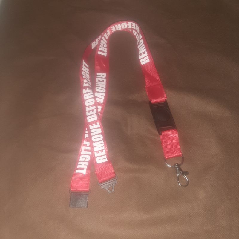 

Lanyard Sablon Remove Before Flight
