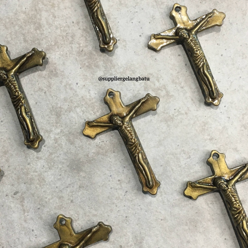 bandul SALIB YESUS etnik bakar resin BLACK GOLD bahan gelang kalung