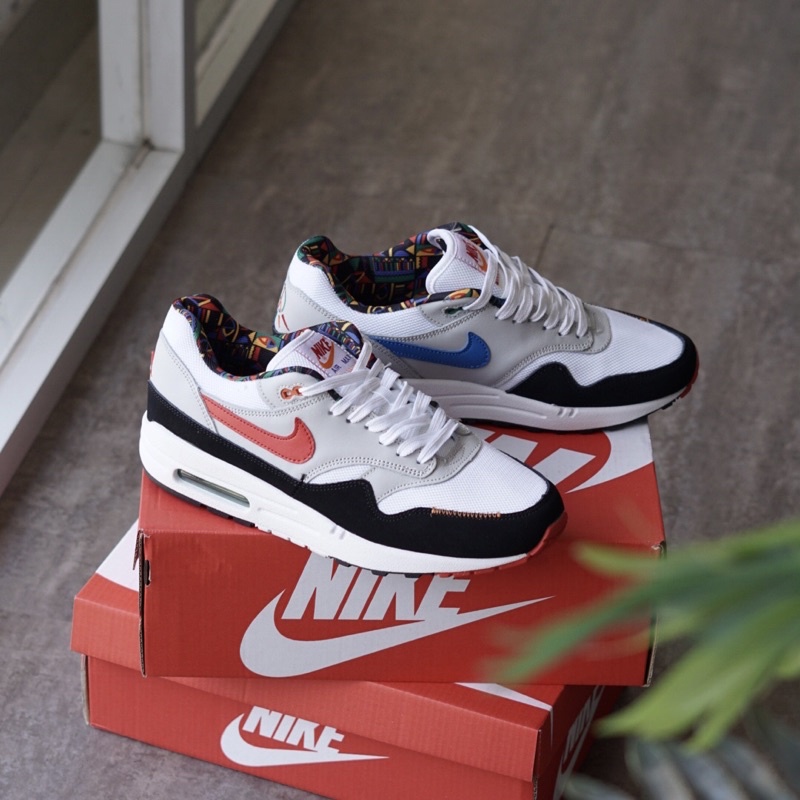 air max live together