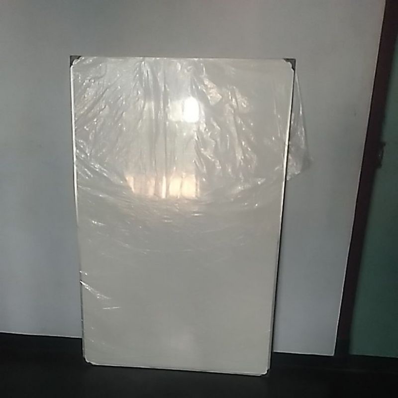 

PAPAN TULIS WHITEBOARD 80X120 DUA SISI SPIDOL KAPUR MURAH