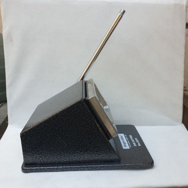 

Plong ID Card - PVC Card Cutter Standard