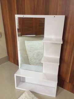 Kaca Rias / Cermin Tolet Warna Putih