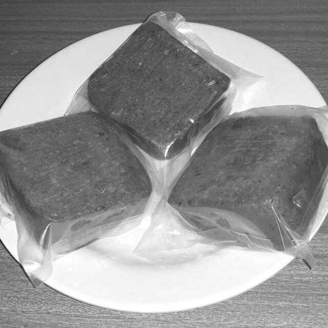 

Penyedap Makanan dan Masakan (BELACAN/TERASI KHAS MEDAN)