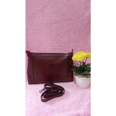 tas slempang wanita MONT BLANC