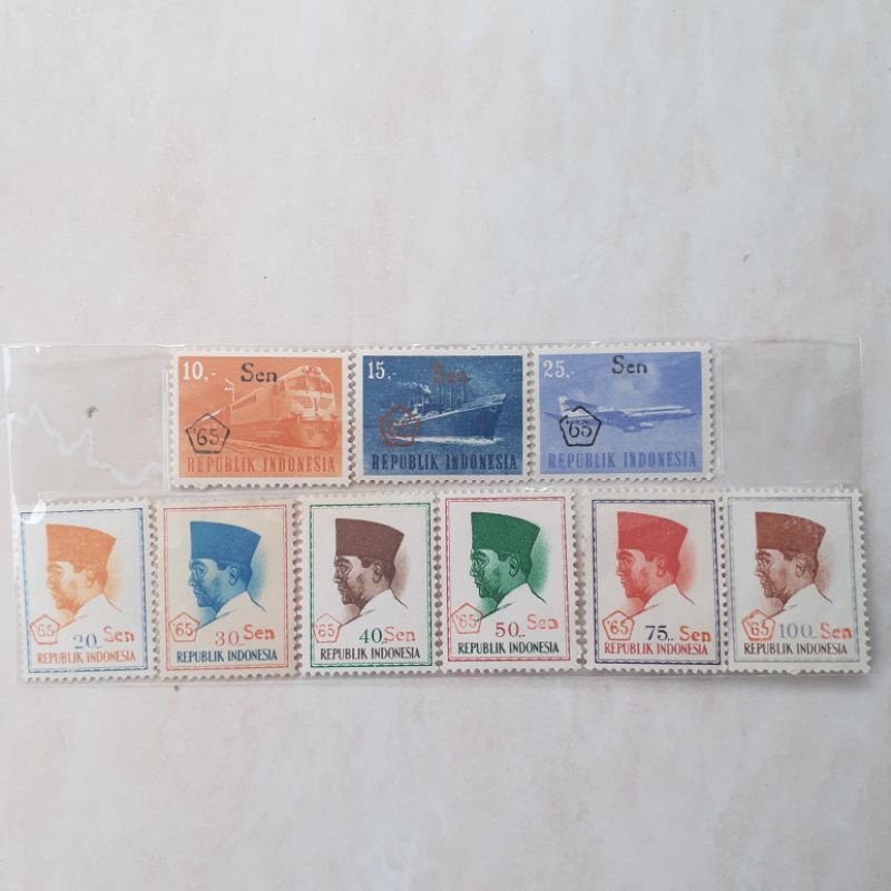 

(A) Perangko Indonesia Soekarno Cetak Tindih '65 dan sen' Tahun 1965 Set Lengkap 9 pcs