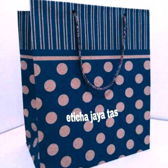 Paperbag/tas kertas R5(18x22)