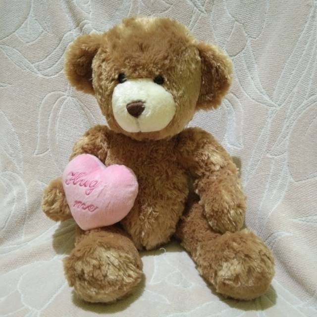 Boneka beruang love