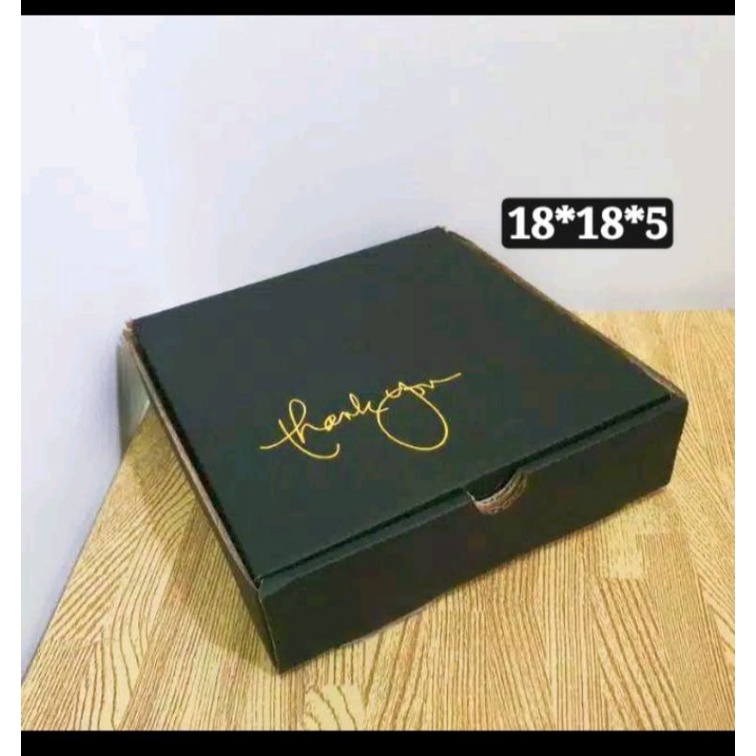 

BoxHampers