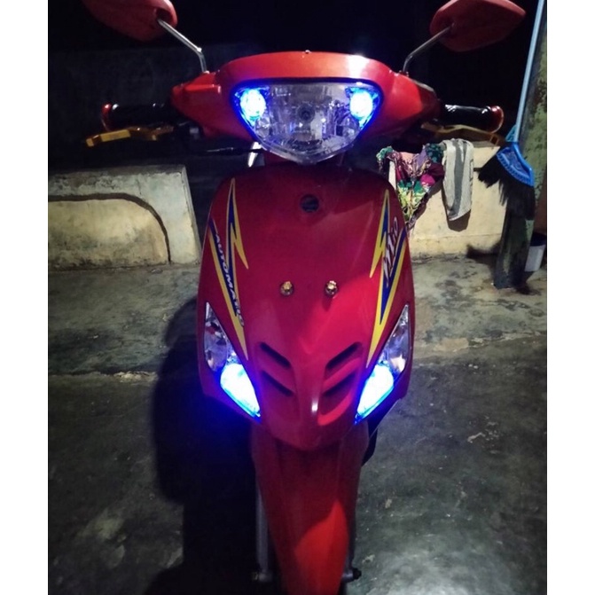 REFLEKTOR LAMPU DEPAN MIO SPORTY PLUS LAMPU SENJA MEREK TGP ORIGINAL MODEL QUIN / REFLEKTOR LAMPU DEPAN MIO SPORTY NYALA LAMPU KUNING NYALA LAMPU SENJA BIRU,PUTIH,MERAH,KUNING MEREK BY TGP MODEL QUIN