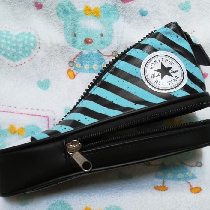 

kotak pensil sepatu unik lucu murah