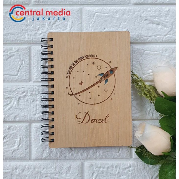 

Wooden Note Book A5 Custom Grafir Nama + Gift Box Buku Diary Kayu Kado