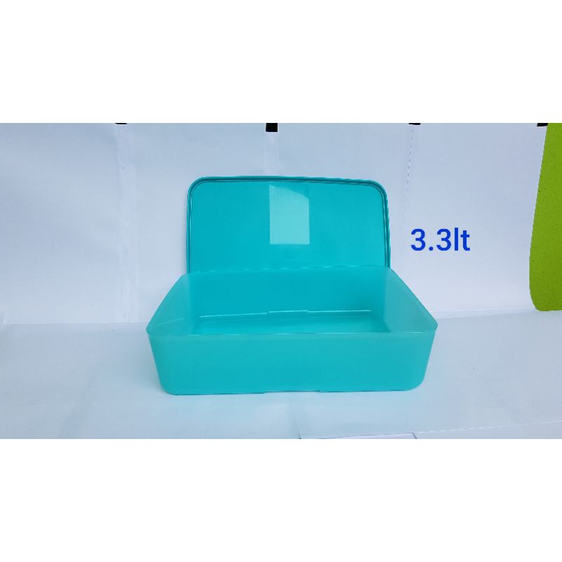 Tupperware kotak