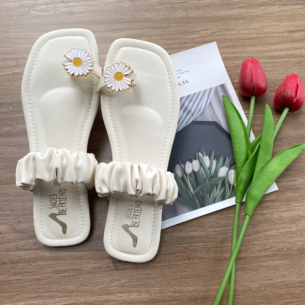 DAFF 53 SANDAL FLIP FLOP KERUT BUNGA