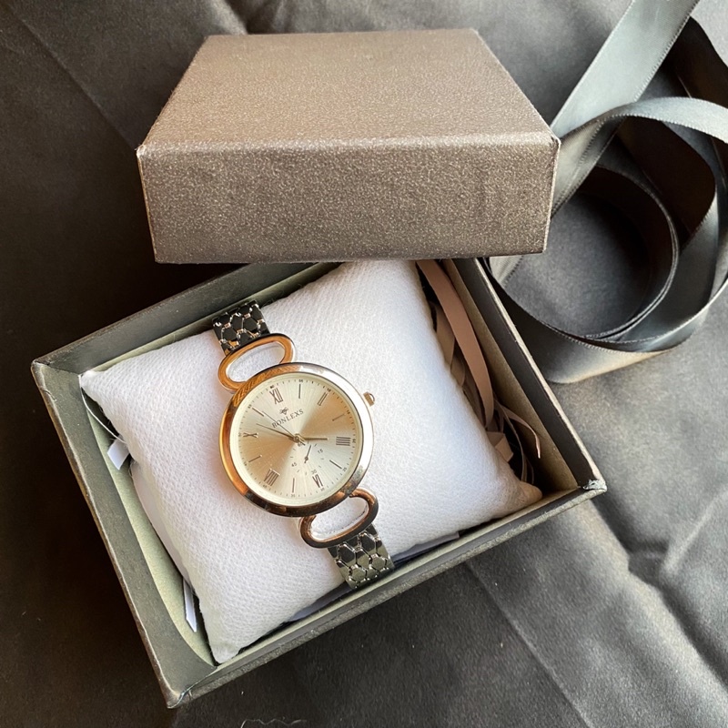 [JAM CEWEK PREMIUM) GIFT BOX JAM CEWEK/KADO PACAR/HAMPERS CEWEK/KADO ANNIVERSARY/KADO VALENTINE/KADO WISUDA