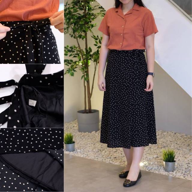 Rok GU by Uniqlo Flamedy Polkadot Skirt Black