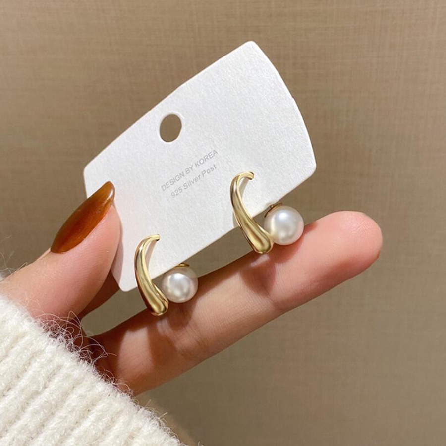 Anting Kait Gantung Bahan Sterling Silver 925 Plating Gold Hias Mutiara Gaya Simple Untuk Wanita