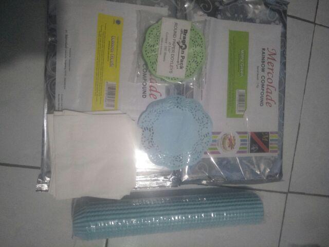 Doilies Paper 3.5” Warna Kertas Doyleys Alas Renda 3,5”/9cm Isi 250 Lembar