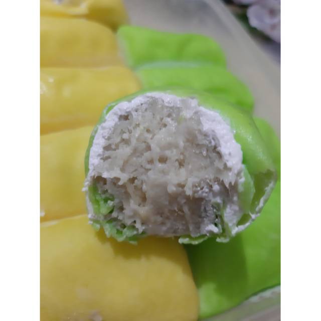 

Pancake Duren Pancake Durian Jumbo isi 10 Premium Enak Murah Daging Tebal Cream Tipis