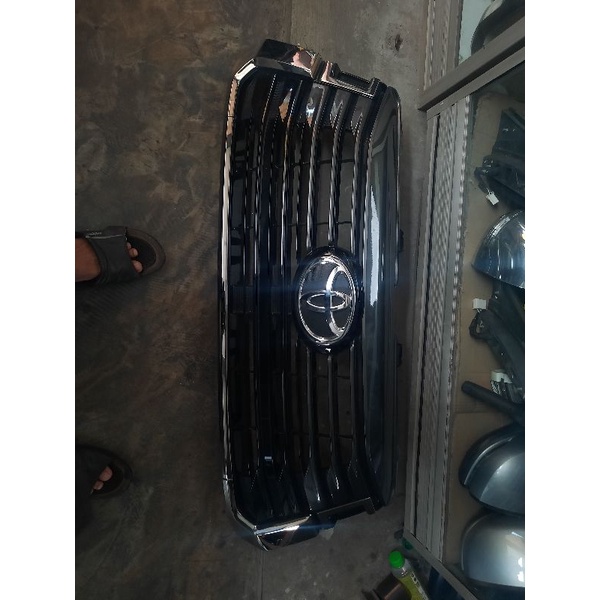 grill depan toyota innova reborn reborn 2021 2022 original