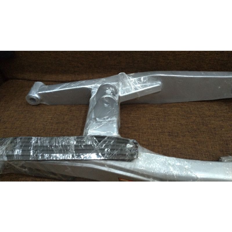 swing arm Supermoto trail model KTM untuk Megapro monoshock