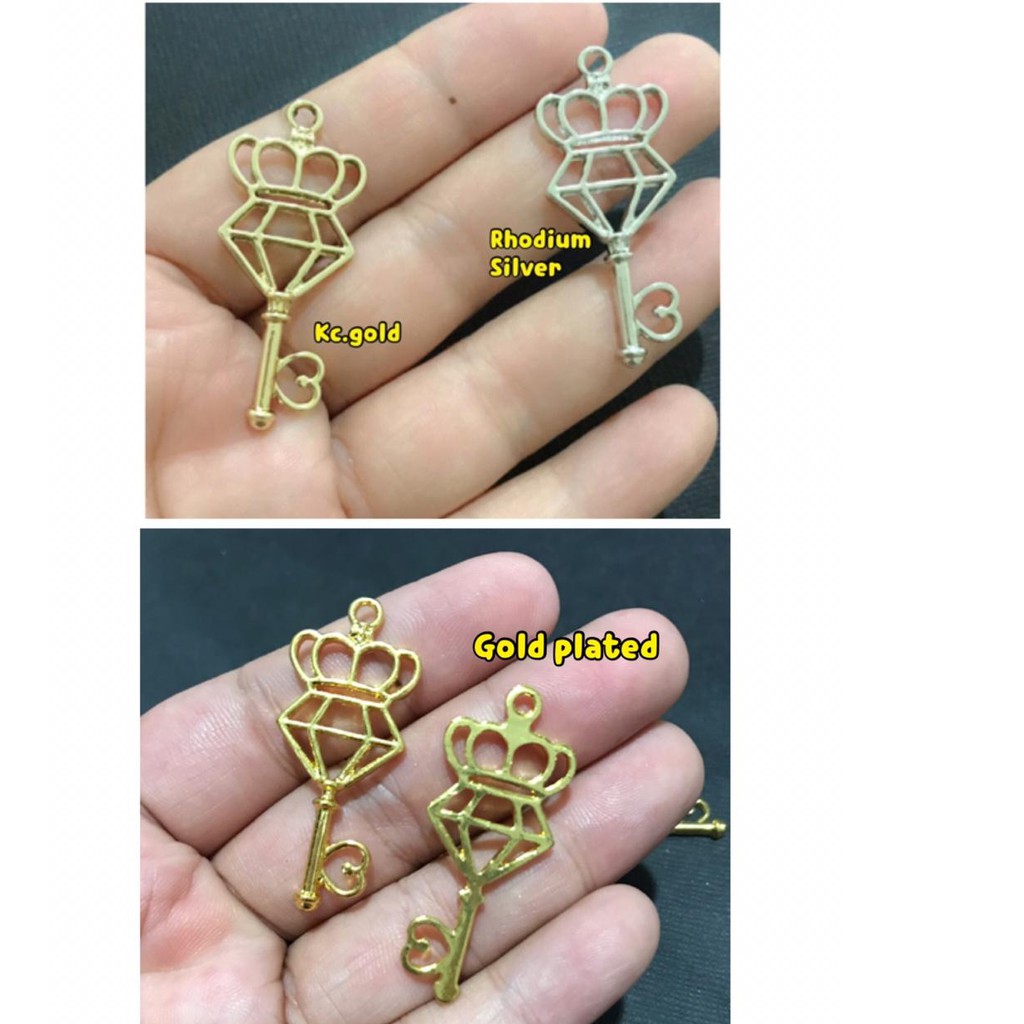 Key charm tiara chRm bezel charm kunci aksesoris resi frame liontin