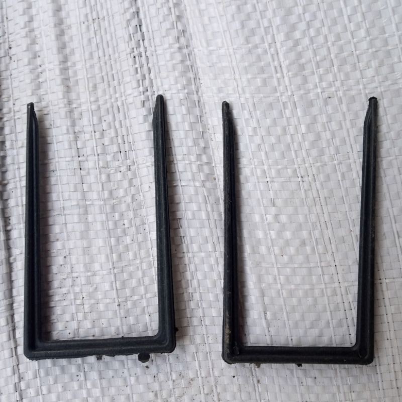 pasak mulsa jepit plastik mulsa sawah 1 kg