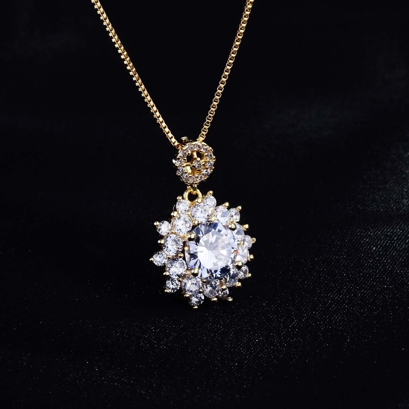 Fashion S925 Silver Light Luxury Super Flash SUNFLOWER Eardrops Stud Earrings Necklace Set