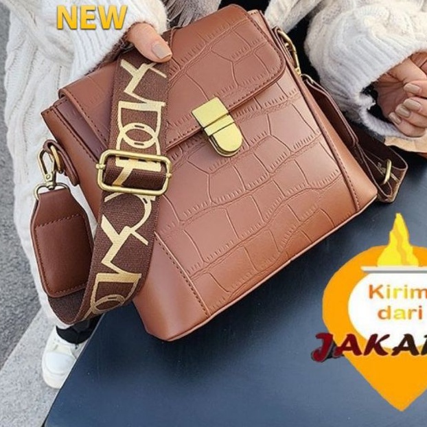 (2PC BISA IKG)GTBI99884880 New Arrival  !!!  Tas Selempang  Tas Wanita Import  Premium Terbaru