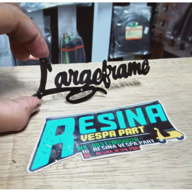 emblem vespa largeframe coating hitam