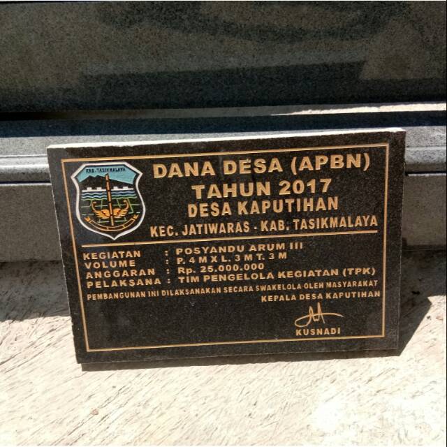 Batu nisan prasasti DANA DESA ( APBN )