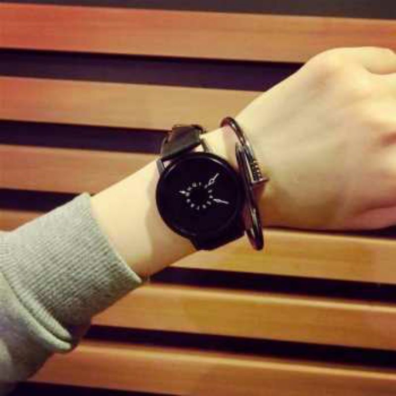 Jam Tangan Kulit Watch Stylish Elegan Analog Unik Pria Wanita Hitam Impor