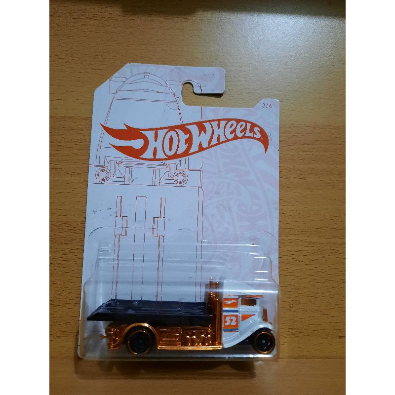 Hot wheels fast bed hauler