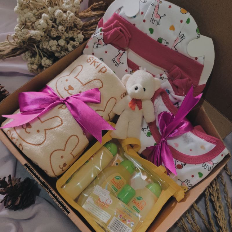 Gift Box Hadiah Kado Baju Bayi Newborn