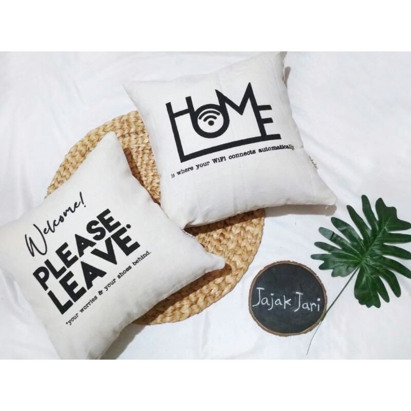  Sarung  Bantal  Kanvas Sablon  Sarung  Bantal  Sofa Quote 