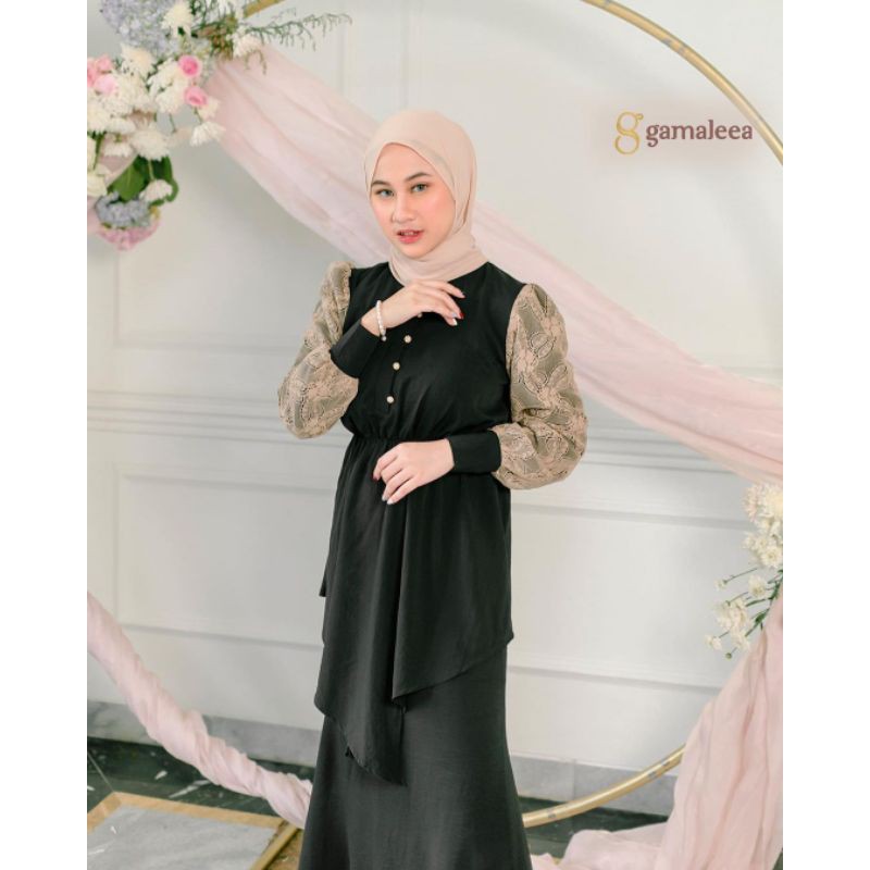 SOPHIA SET BLACK BY GAMALEEA